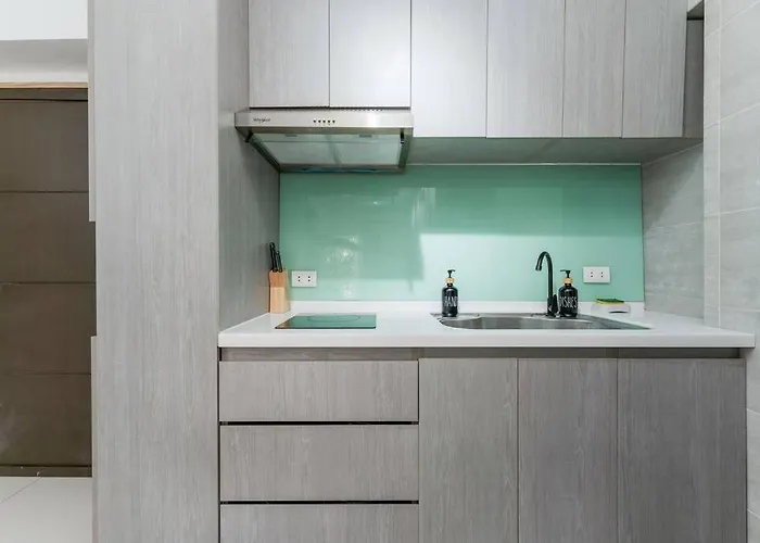 Airport Express E-527, 2 Minutes To Airport,fast Wifi, Free Netflix Apartment *